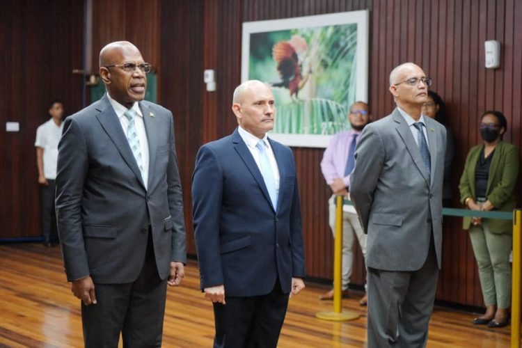 Jorge Francisco Luis (second from left) during the accreditation ceremony (Office of the President photo)