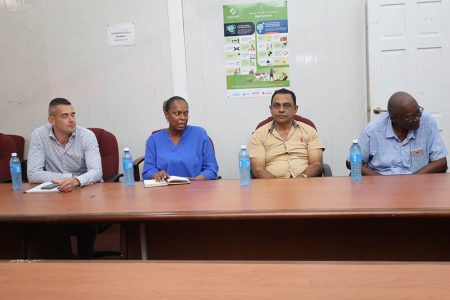 GATOSP members during the meeting (Ministry of Agriculture photo)
