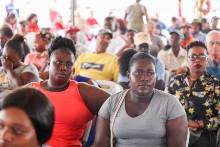 Residents at the meeting (Department of Public Information photo)