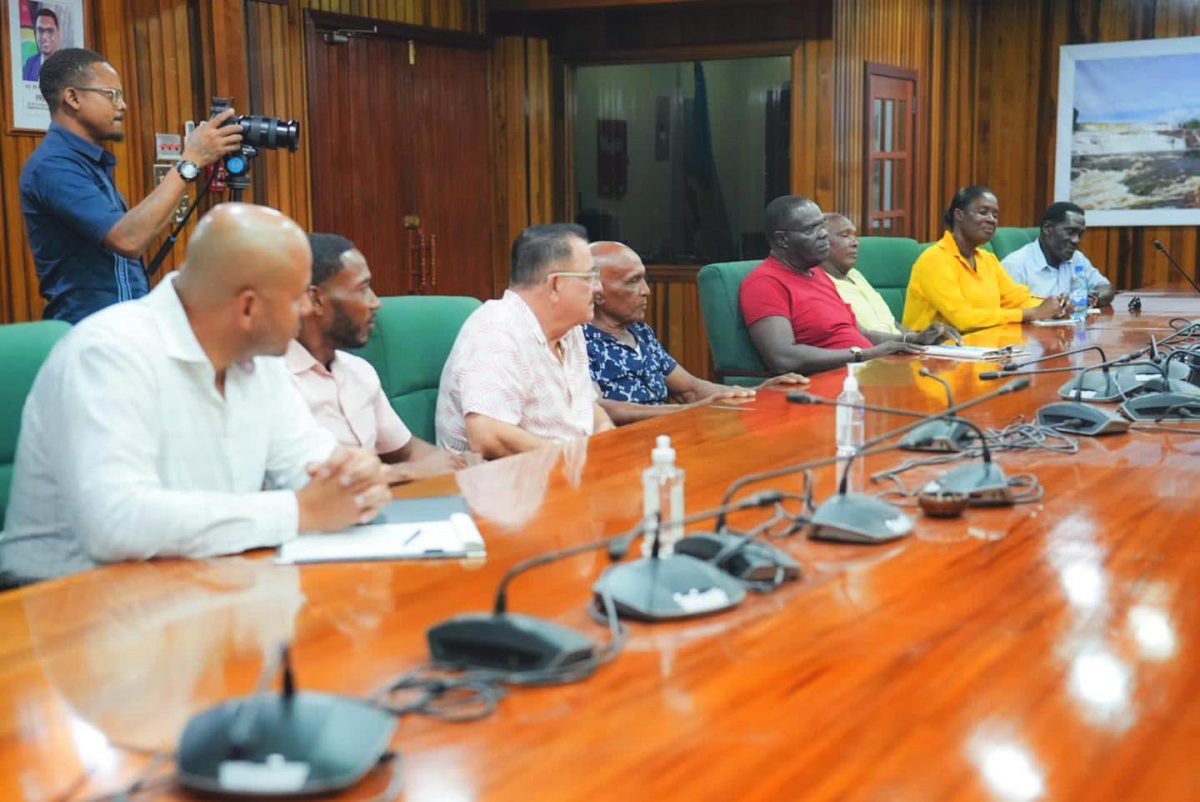 Some of the farmers at the meeting (Office of the President photo)