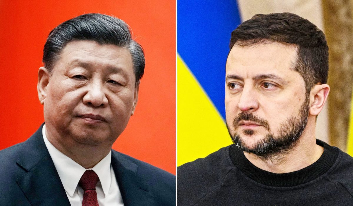 Chinese President Xi Jinping (left) spoke to Ukraine’s Volodymyr Zelenskiy 