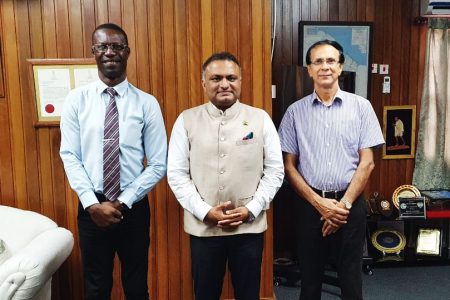 From left: Officer Jermain Johnson, High Commisisoner Dr  KJ Srinivasa and Brahmdev Tyagi
