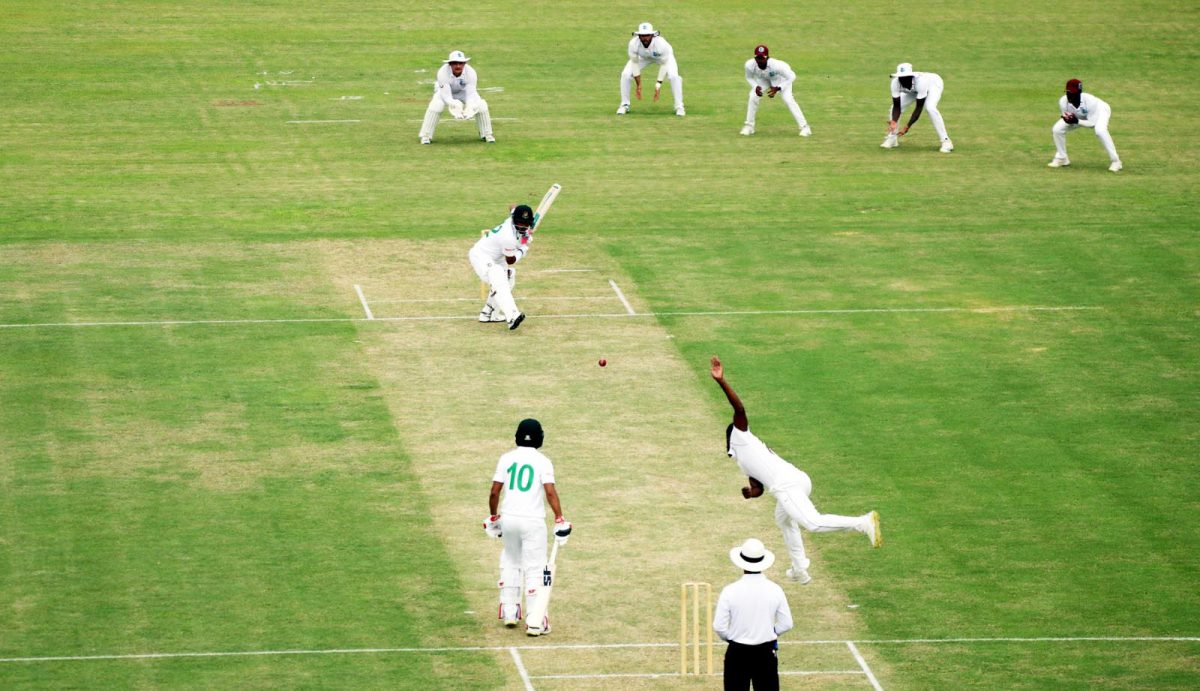 Fast bowler Akeem Jordan attacks Zakir Hasan with four slips, eventually having him caught behind by wicketkeeper Joshua Da Silva. (Photo courtesy Reuters) 
