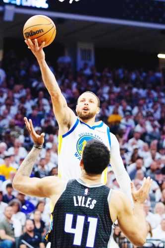 Stephen Curry rose above the Sacramento Kings players Sunday night dropping a record 50 points on the road to help the defending champs reach the Western Conference semi-finals.