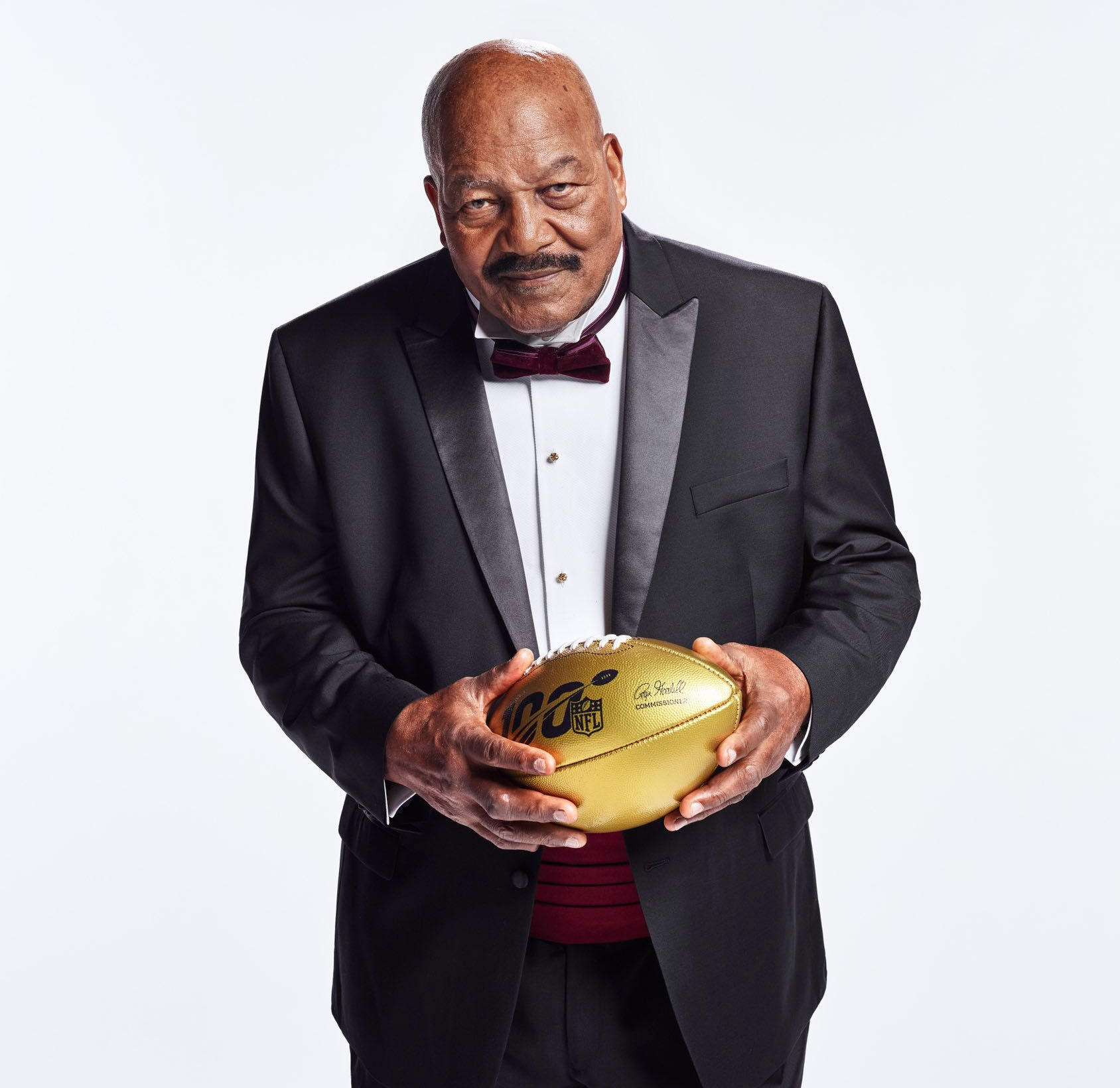 Cleveland Browns on X: Changed your profile pic for Jim Brown yet