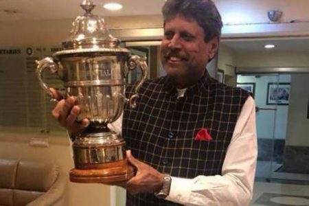  Kapil Dev boosting the 1983 World Cup trophy on his 61st birthday, January 6th 2020 (Photo: @therealkapildev on Twitter)