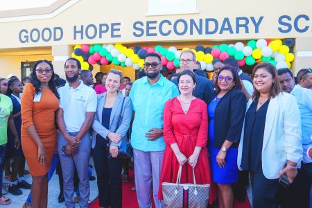 President Irfaan Ali (centre), World Bank country representative for Guyana and Suriname, Diletta Doretti (third from right), Minister of Education, Priya Manickchand (right) and others at the commissioning (MoE photo)