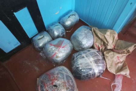 The bulky parcels that amounted 54.790 kg of cannabis
