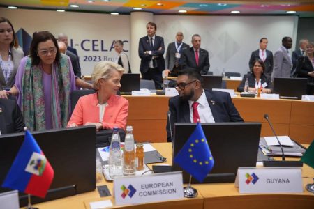 President Irfaan Ali (right) in conversation yesterday with European Commission President, Ursula von der Leyen. (Office of the President photo)