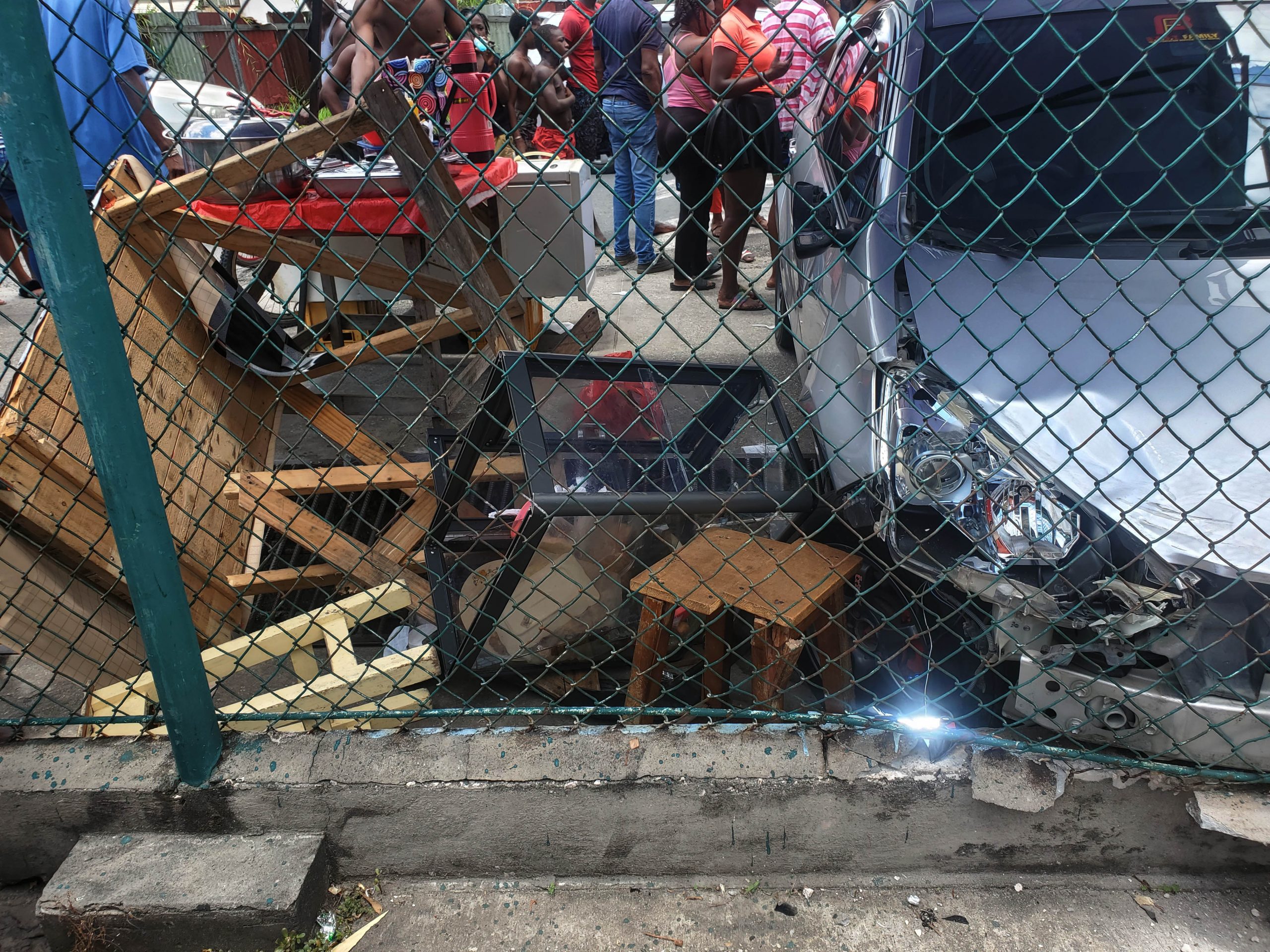 Mother, daughter injured by out-of-control car on George St - Stabroek News