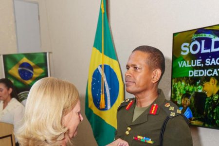 The Chief of Staff being decorated (GDF photo)