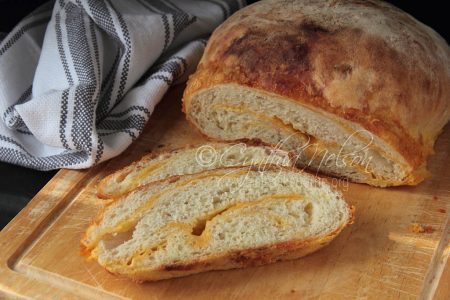 No-Knead Cheese Bread (Photo by Cynthia Nelson)

