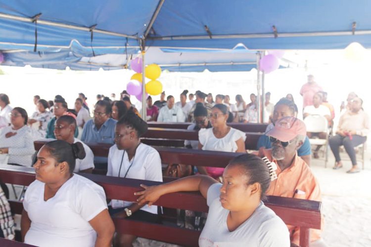 Some of the members of the public who gathered for the ceremony (Ministry of Health photo)