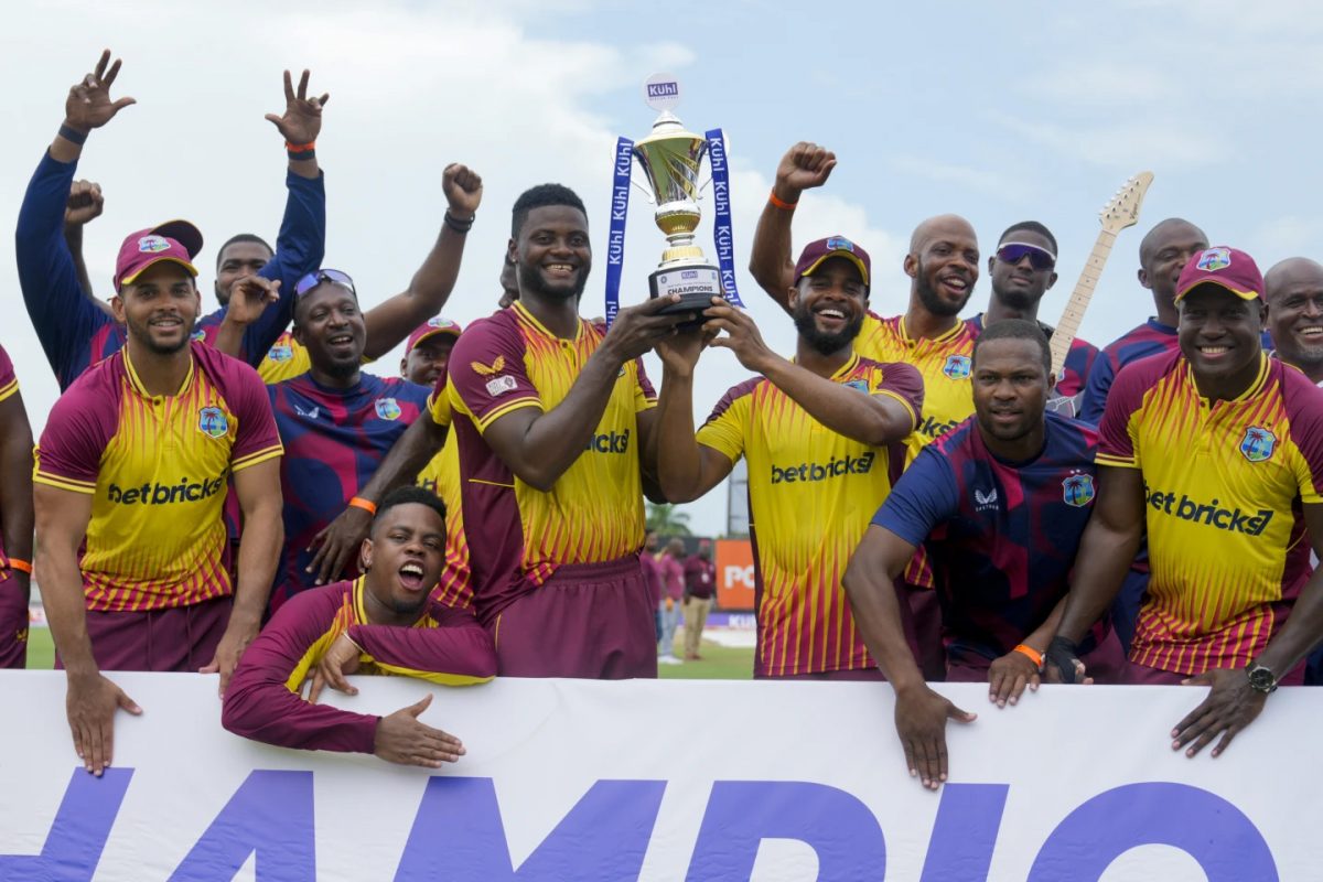  The West Indies team celebrating their series triumph. (AP photo)