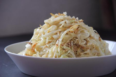 Sautéed Cabbage (Photo by Cynthia Nelson)