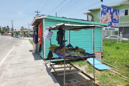 Vendors’ stalls on Mandela Avenue