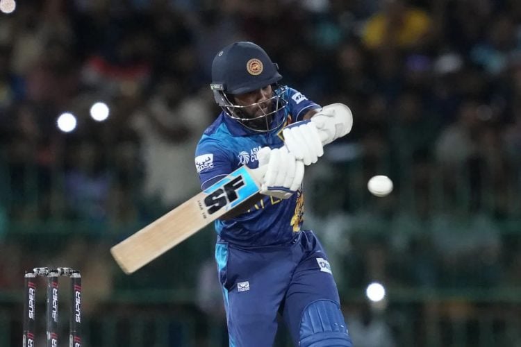 Kusal Mendis led the Sri Lanka chase with an aggressive 91
off 87 runs against Pakistan in their Super 4 Asia Cup fixture