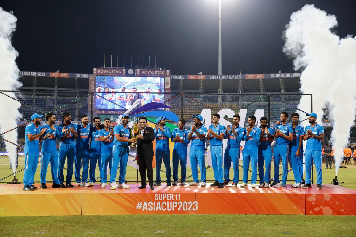 ASIAN CHAMPS! The Indian team celebrates after their rout of Sri Lanka yesterday.
