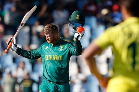 Heinrich Klaasen celebrates his century. (Reuters photo)
