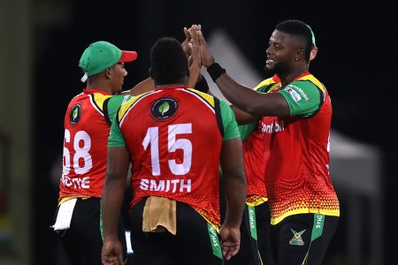 Guyana Amazon Warriors defeat Trinbago Knight Riders by six wickets
