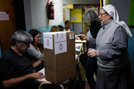 A nun casts her ballot at a polling station during Argentina's presidential election, in Buenos Aires, Argentina, October 22, 2023. REUTERS/Mariana Nedelcu