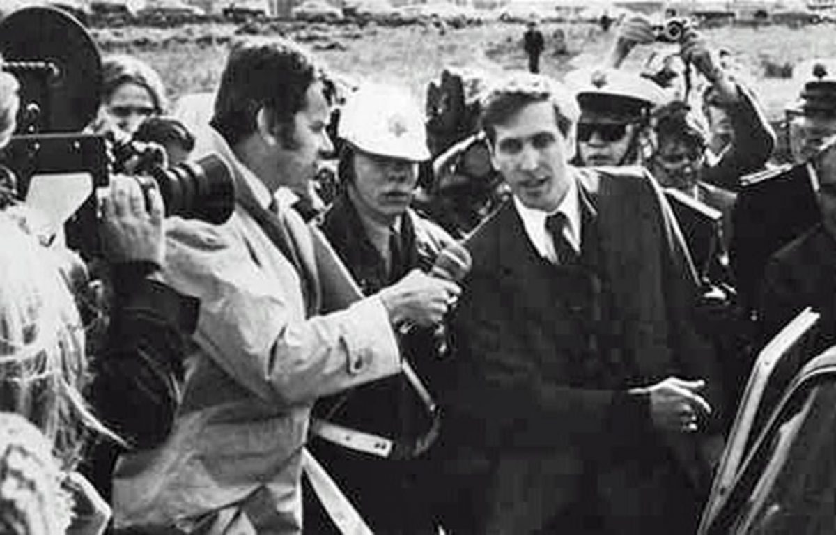 Bobby Fischer arriving for his match with Boris Spassky (Photo: Chessbase)  