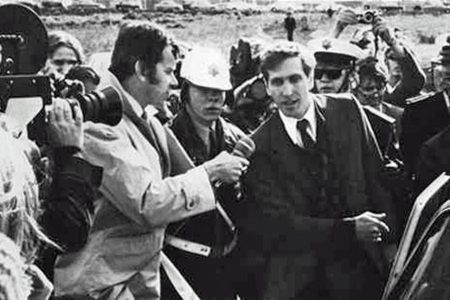 Bobby Fischer arriving for his match with Boris Spassky (Photo: Chessbase)  