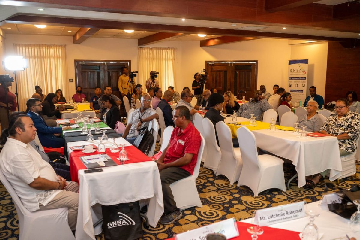 Stakeholders at the meeting (GNBA photo)
