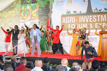  A hearty welcome on Friday at the Third Regional Agri-Investment Forum and Expo at the Arthur Chung Conference Centre. (Office of the President photo)