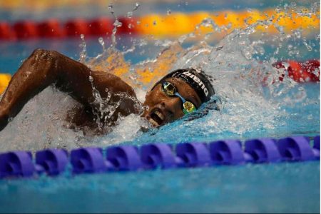 Swimmer Raekwon Noel failed to advance to the next round of the 400m freestyle event although placing second in his heat.