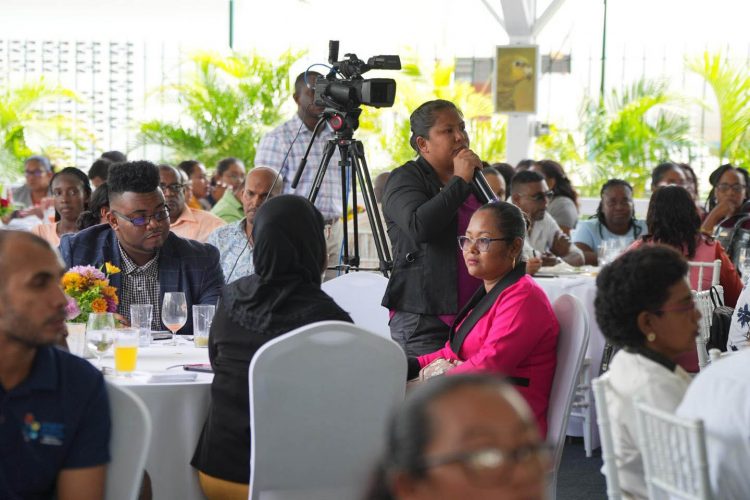 A teacher speaking at yesterday’s event
(Office of the President photo)