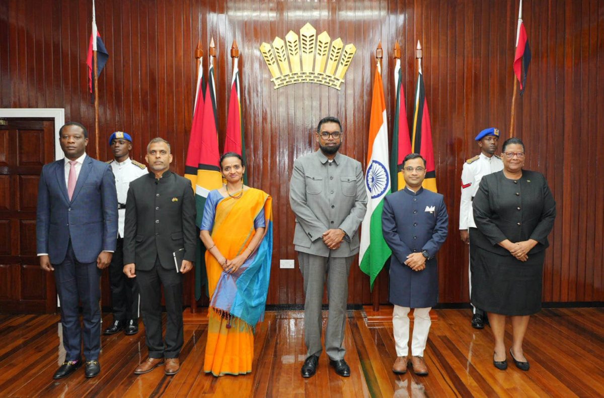 President Irfaan Ali (third from right) with newly accredited Indian High Commissioner to Guyana, Dr Amit Shivkumar Telang (second from right) (Office of the President photo) 