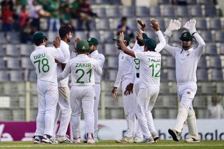 Nayeem Hasan (2nd from left) celebrating with teammates after dismissing Tom Blundell for six
(photo compliments of cricinfo)