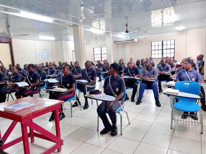 The trainees during the minister’s visit 