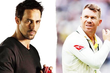 Mitchell Johnson (left) and David Warner