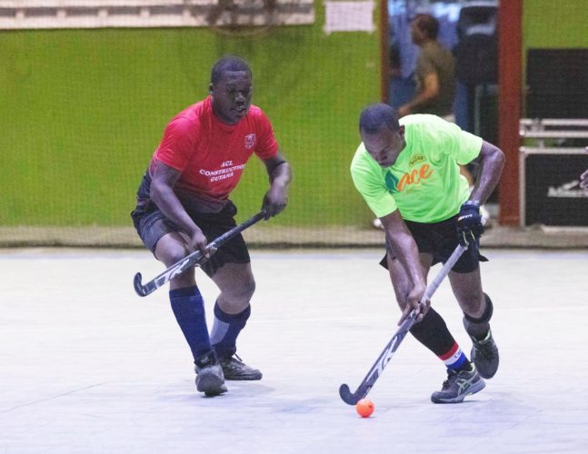 Antonio’s Hickers’ skipper Devin Munroe goes on the attack in their match against the Old Fort Expendables in the Men’s Over-35 category.
