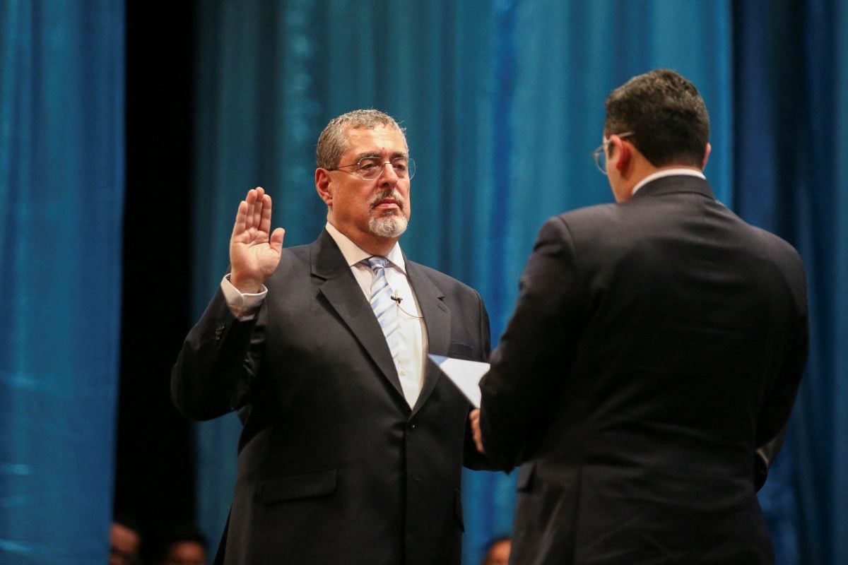 Guatemala President Bernardo Arevalo swears in during a ceremony at Miguel Angel Asturias theatre in Guatemala City, Guatemala, January 15, 2024. REUTERS/Jose Cabezas