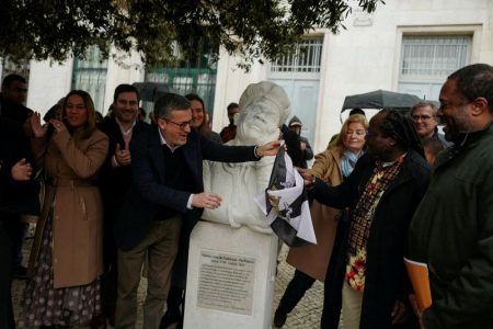FILE PHOTO: Lisbon mayor, Carlos Moedas attends the unveiling of a statue of Paulino Jose da Conceicao, to celebrate Portugal's African history and the contribution of African descent in Portuguese society in Lisbon, Portugal, January 13, 2024. REUTERS/Pedro Nunes/File Photo
