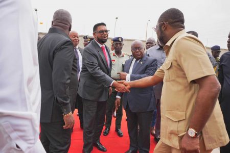 President Irfaan Ali (centre) yesterday attended the commissioning of the Sentuo Oil Refinery in Ghana.
The event was also attended by Ghana’s President Nana Afuko-Addo.
The Guyanese Head of State is currently in Ghana for an official visit. (Office of the President photo)