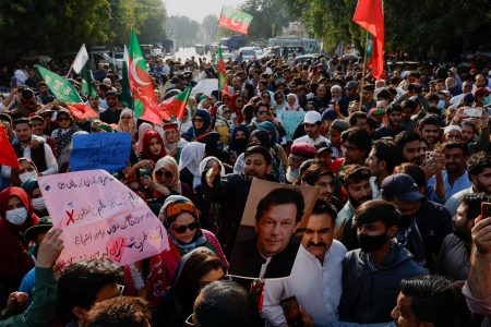 Supporters of former Prime Minister Imran Khan's party, the Pakistan Tehreek-e-Insaf (PTI), gather during a protest demanding free and fair results of the elections, outside the provincial election commission office in Karachi, Pakistan February 11, 2024. REUTERS/Akhtar Soomro