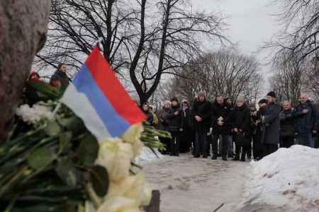 People gather at the Solovetsky Stone monument to the victims of political repressions to honour the memory of Russian opposition leader Alexei Navalny, in Saint Petersburg, Russia February 17, 2024. (Reuters photo)