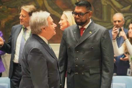 President Irfaan Ali (right) speaking with UN Secretary General António Guterres