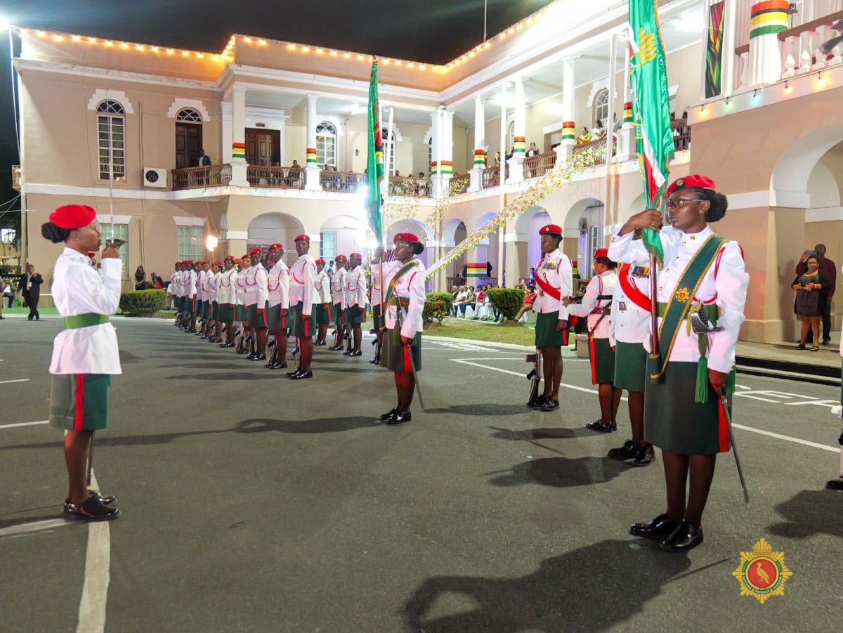 The all-female guard of honour (GDF photo)