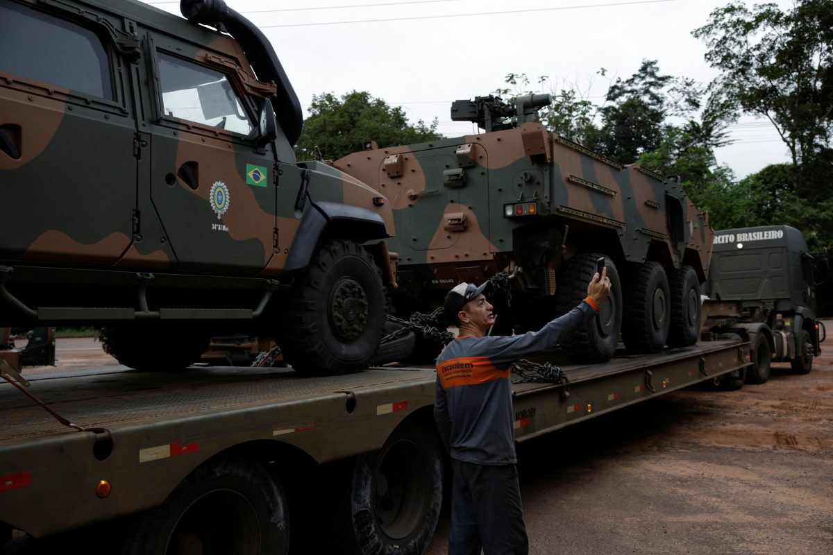 Brazil’s army moves armored vehicles from Manaus to Boa Vista to reinforce the border with Venezuela and Guyana due to tensions over Venezuelan claims to the Esequibo region, in Manaus Brazil, February 2, 2024. REUTERS/Bruno Kelly