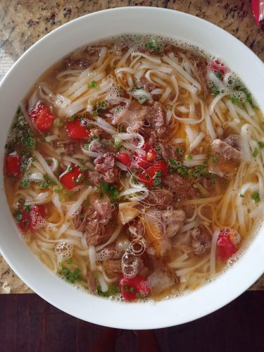 Beef broth with rice noodles (Photo by Cynthia Nelson)