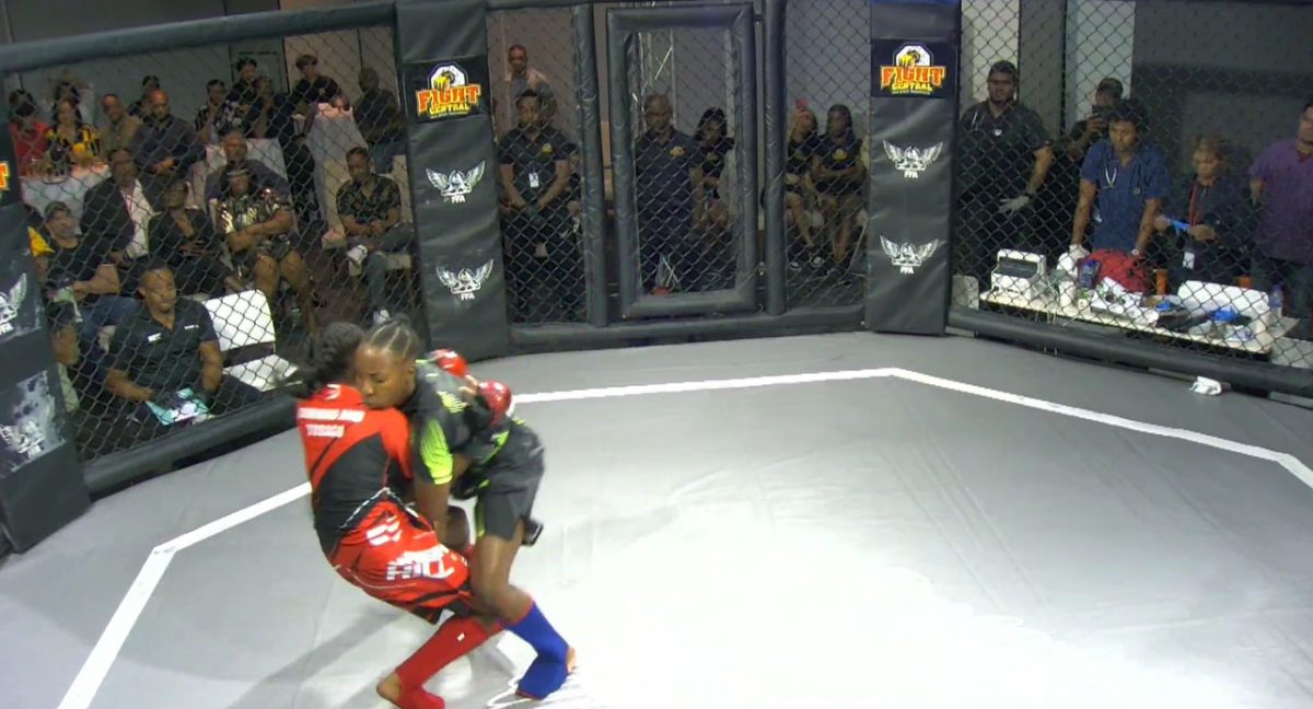 A scene from the Deanna Dujon (right) and Crystal Murray encounter which was won by the former via TKO
