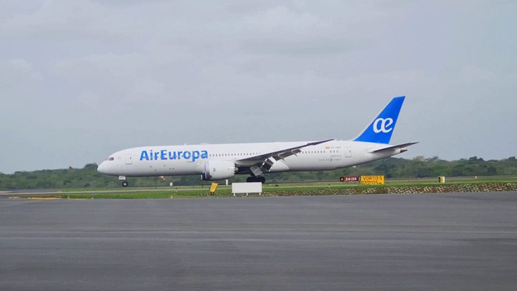 AirEuropa at CJIA (Ministry of Public Works photo)
