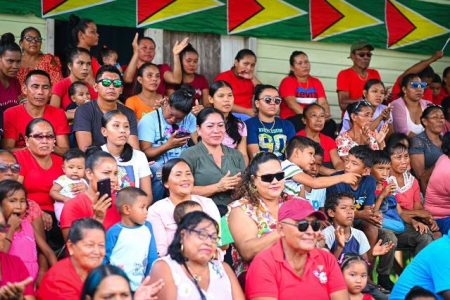 A section of the crowd at the community meeting with President Irfaan Ali in Karaburi (DPI photo)