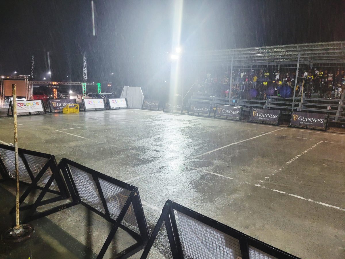 The wet playing surface at the Retrieve Tarmac was deemed unsafe for players by the tournament officials due to the persistent rainfall