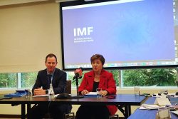 Managing Director of the IMF Kristalina Georgieva (right) speaking in Chile